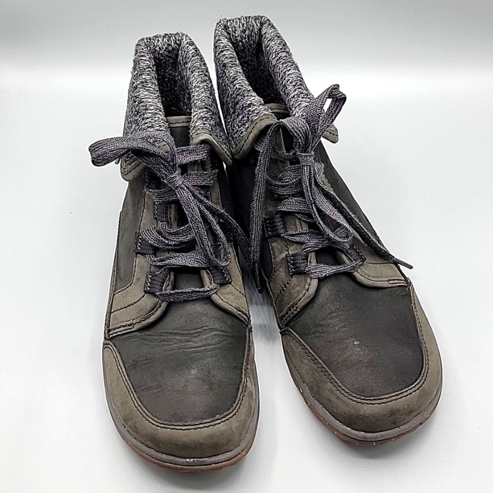 Chaco Women's Barbary Casual Boots size 8 in Black Iron